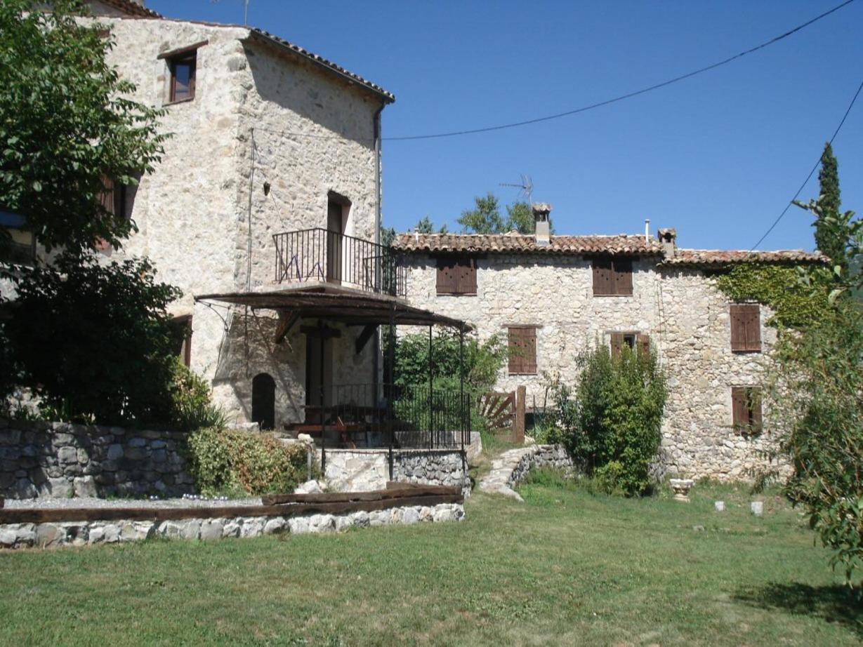 Chambres D'Hotes - La Maison De Julie Entrevaux Exterior photo